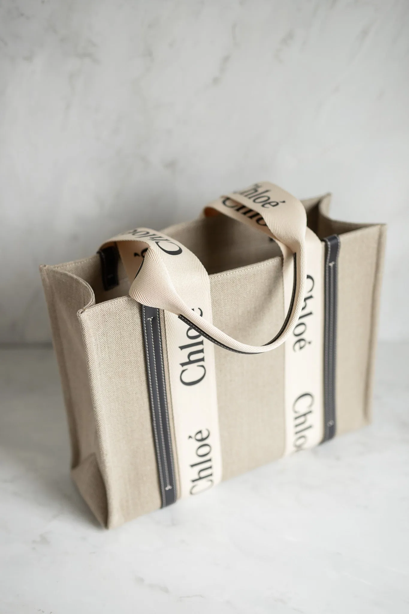 CHLOÉ MEDIUM TOTE BAG