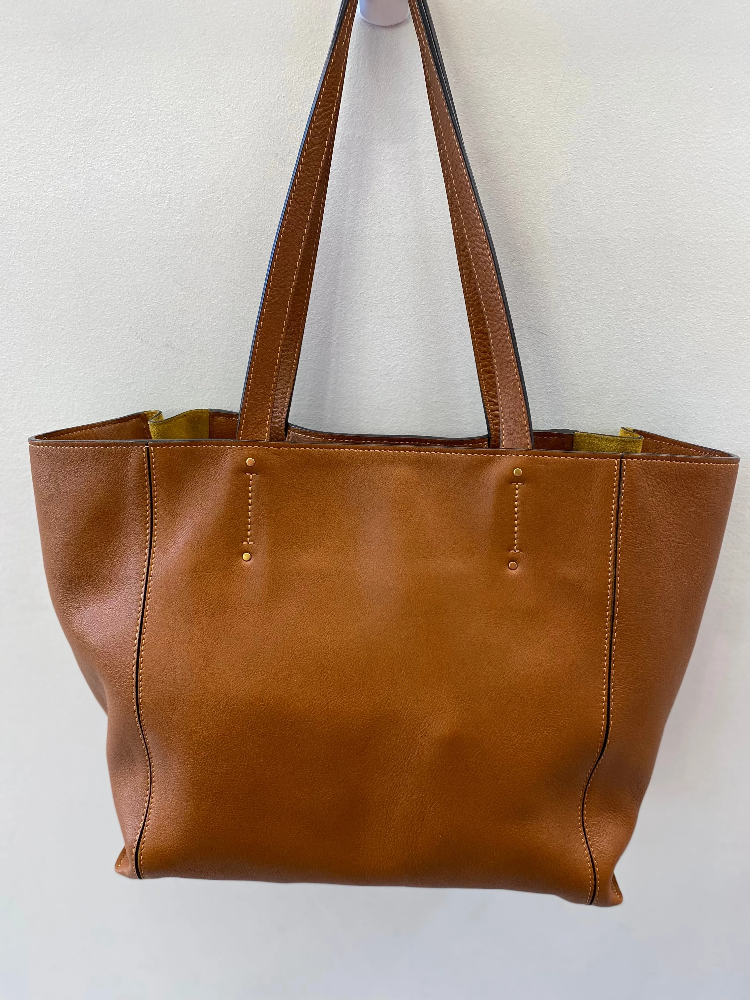 CHLOÉ MILO CALFSKIN LEATHER MEDIUM TOTE BAG CARAMEL