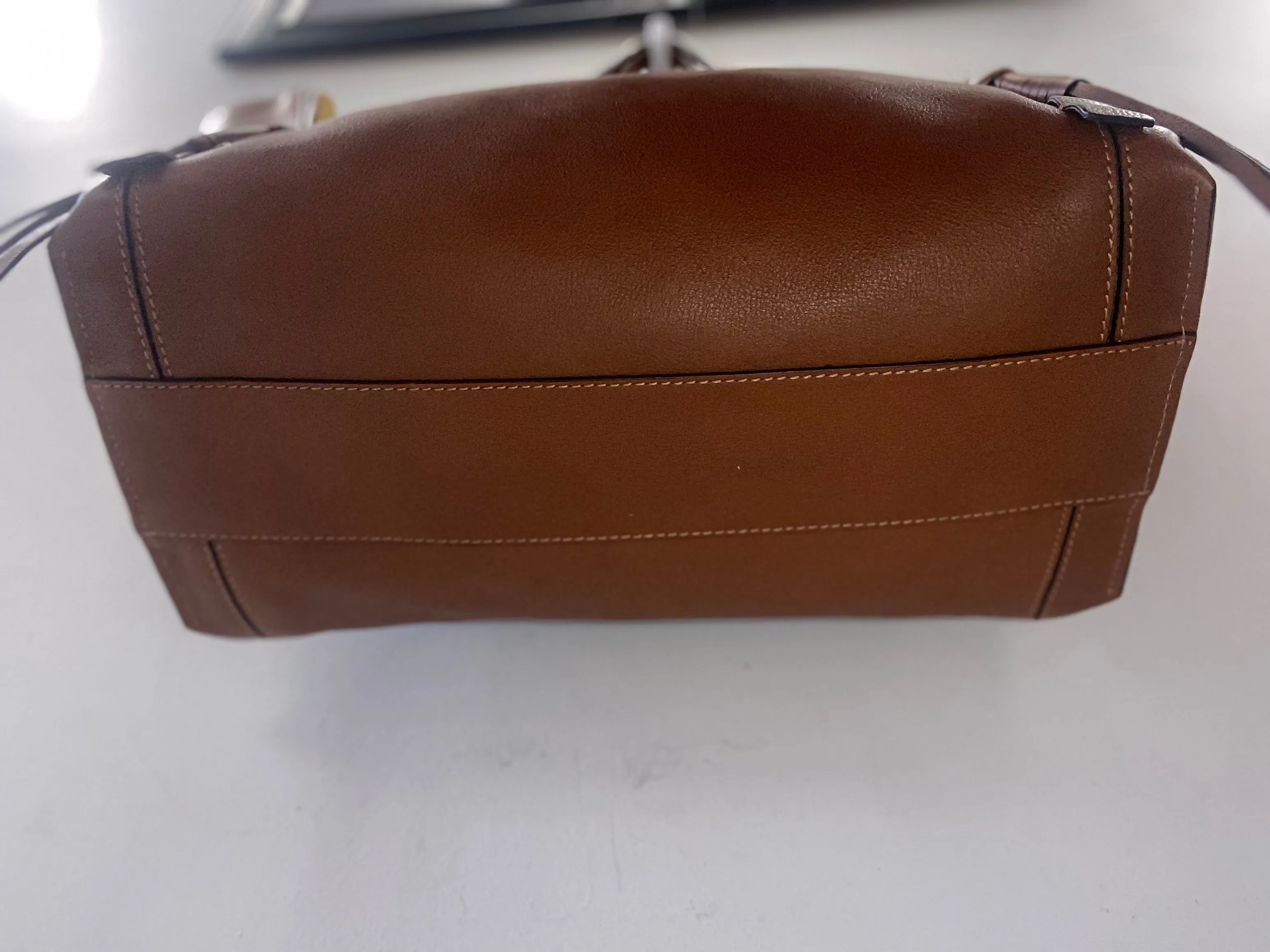 CHLOÉ MILO CALFSKIN LEATHER MEDIUM TOTE BAG CARAMEL